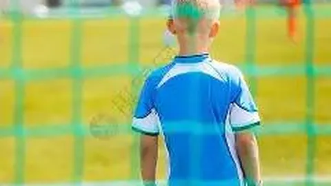 《卢卡库强势回归！周一复训在即，意超杯战米兰，王者归来能否一触即发？》